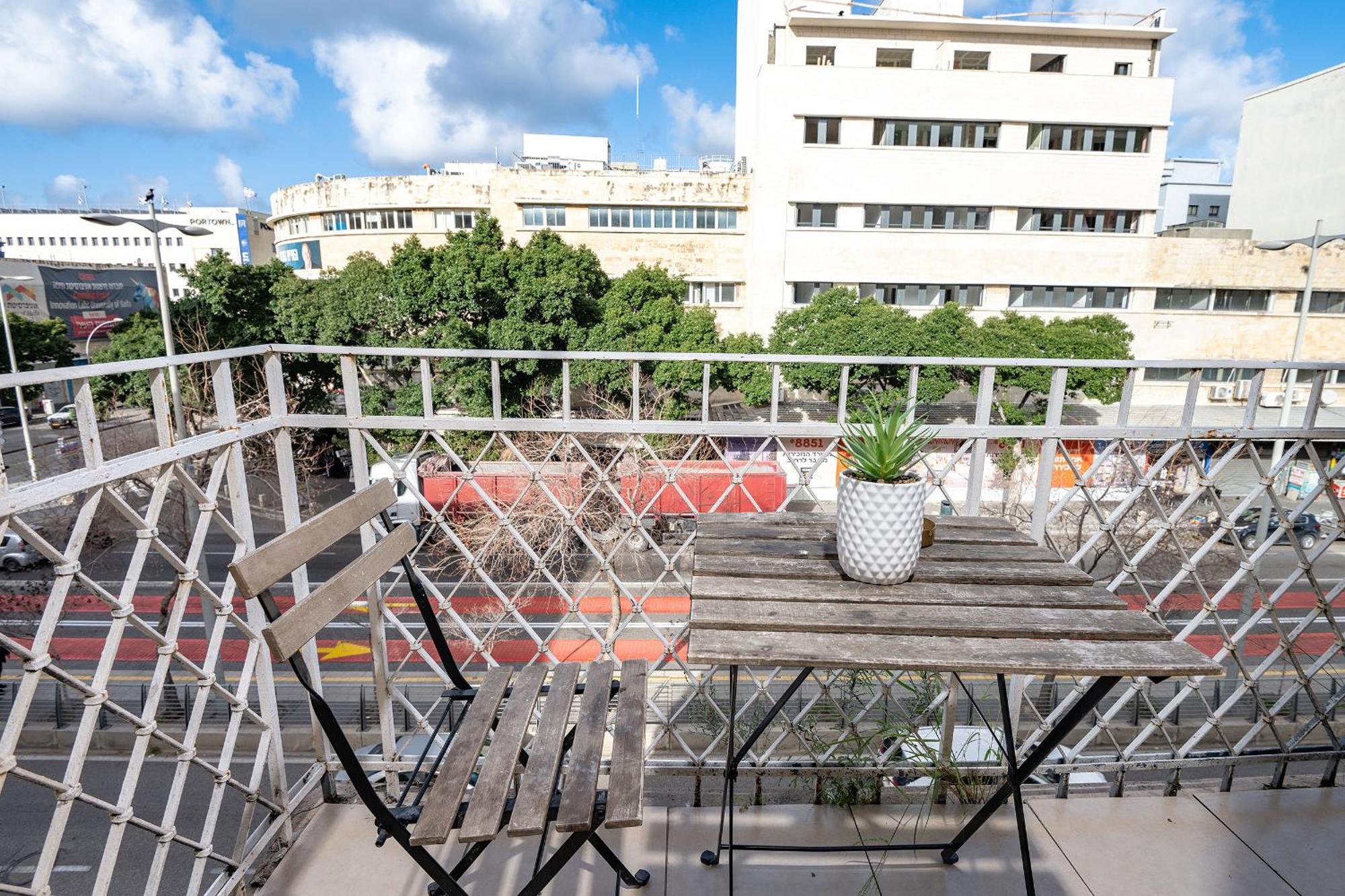 Hotel Godson Down Town à Haïfa Extérieur photo